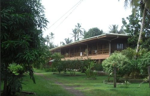 Miss Junies Lodge Tortuguero Exterior photo